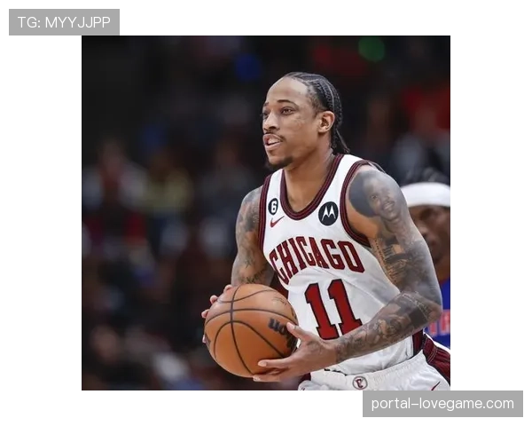 官方：公牛队宣布与老将德罗赞达成一份两年续约协议