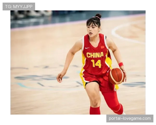 中国女篮中锋李月汝正式签约WNBA达拉斯飞翼队